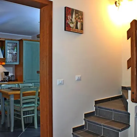 Rustico Ulivi - In Bucht Piona Vakantiehuis *