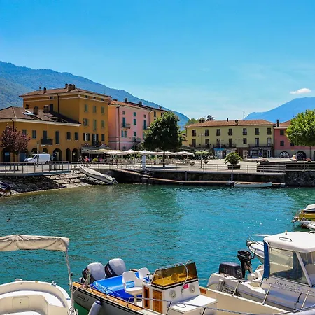 Vakantiehuis Rustico Ulivi - In Bucht Piona